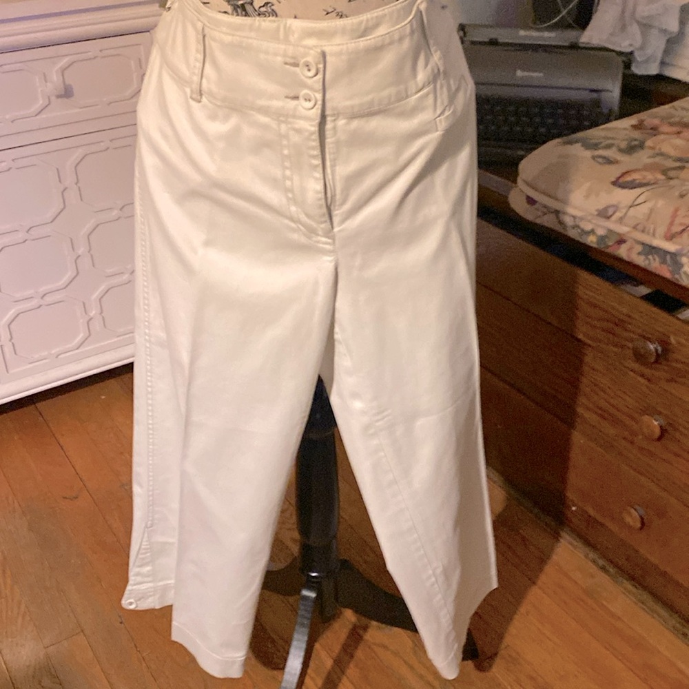 Eileen Fisher beige capri wide leg size medium